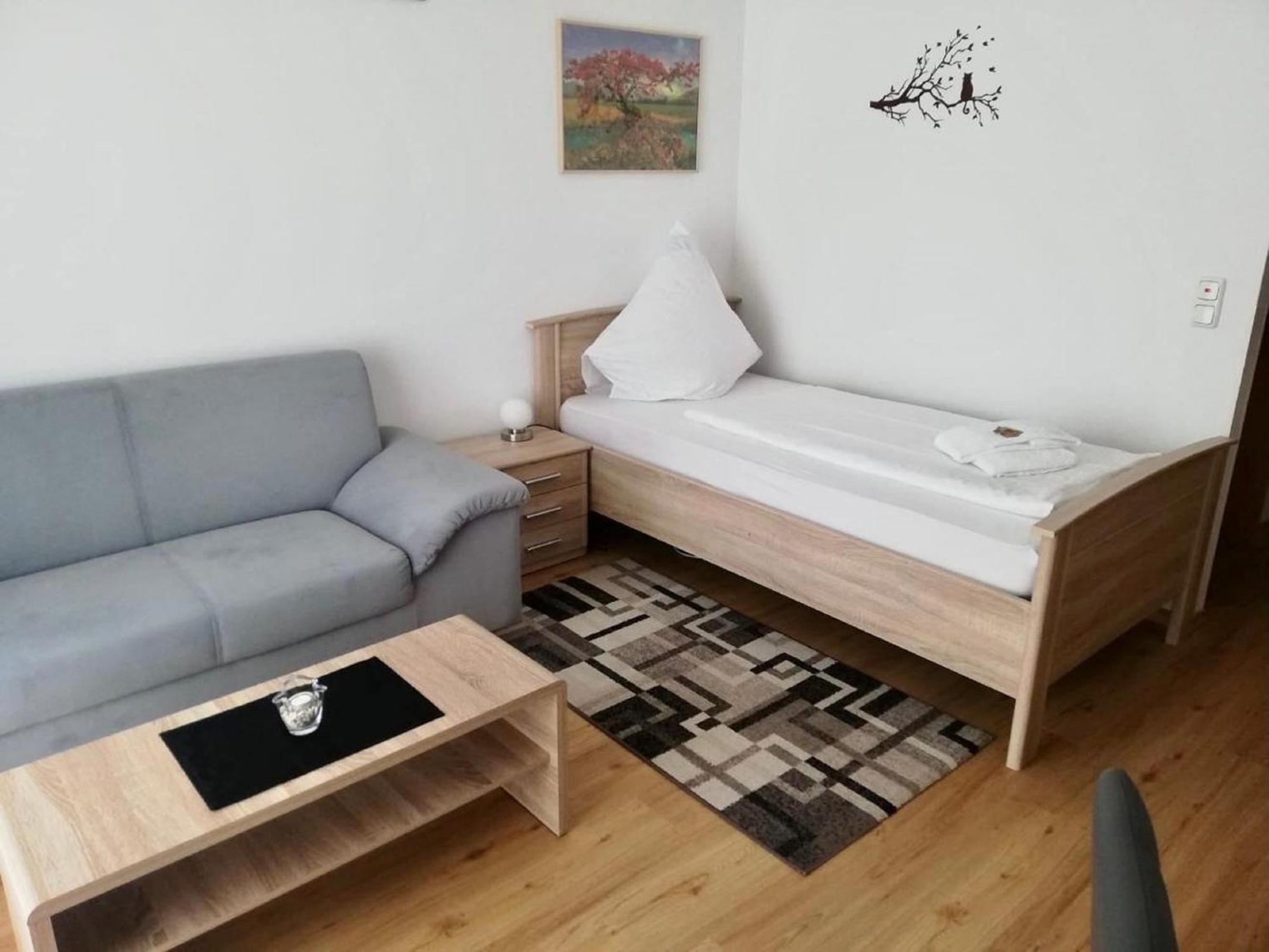 Ferienappartements-Grolik Im Aparthotel Zum Gutshof Hohenwarth Exterior foto
